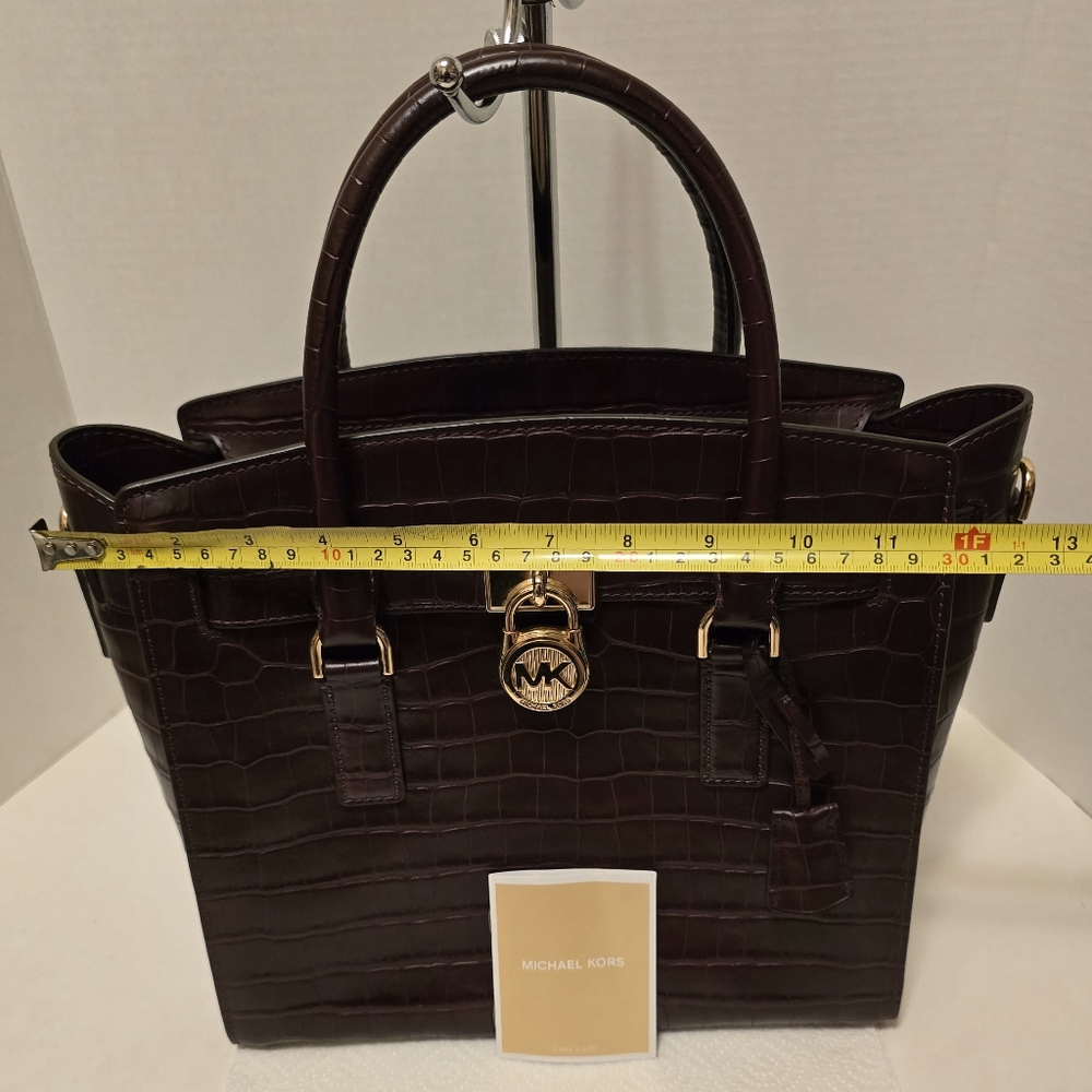 Michael Kors Crocodile Embossed tote - Picture 13 of 15